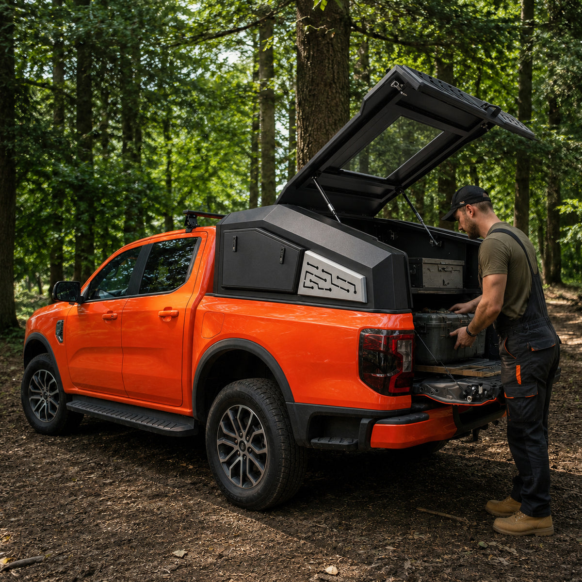 Angled Lift-Up Door Pickup Truck Canopy QC009